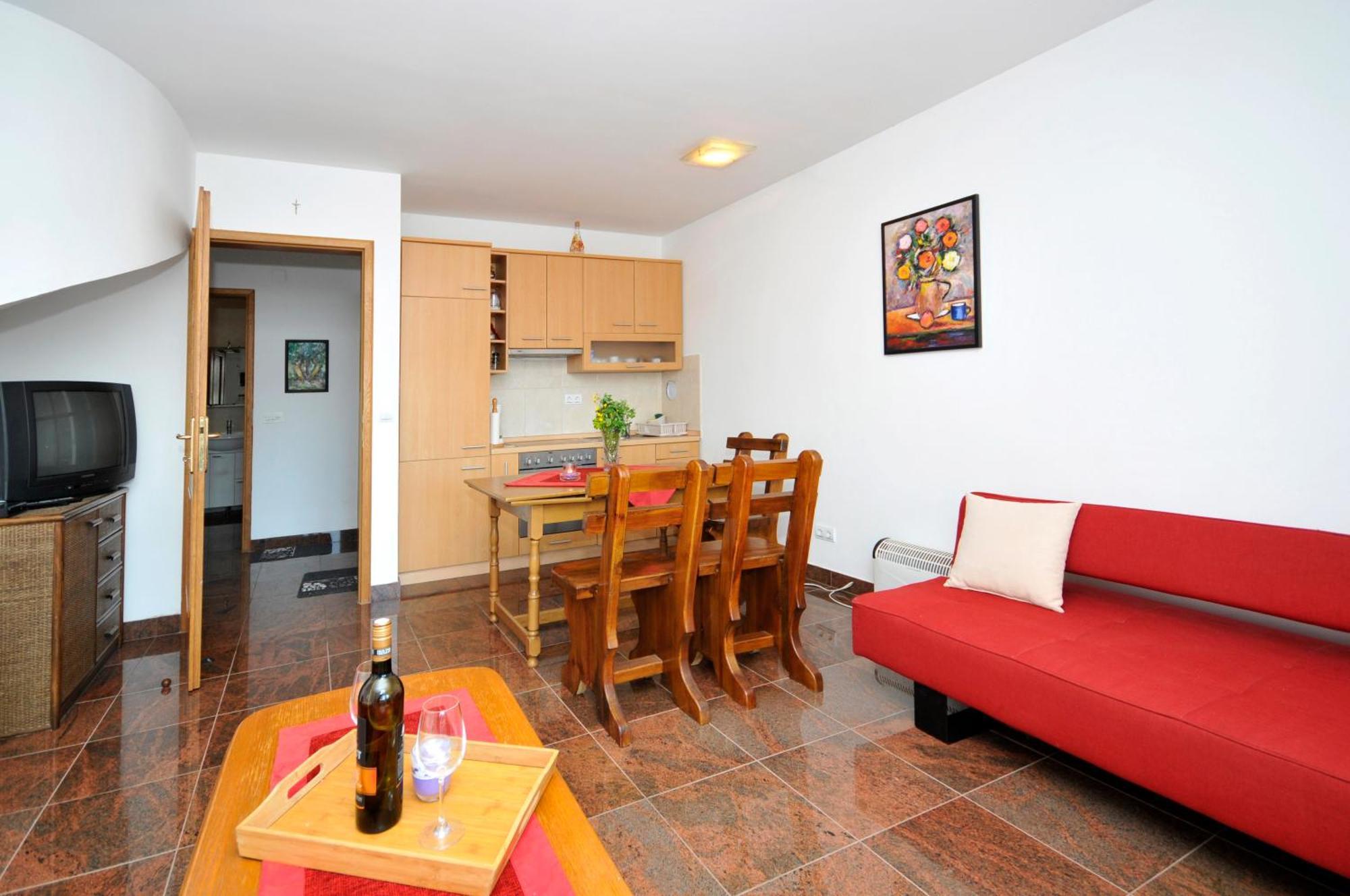 Apartmani Svalina - Seaview And 130M From Beach Trogir Exterior photo